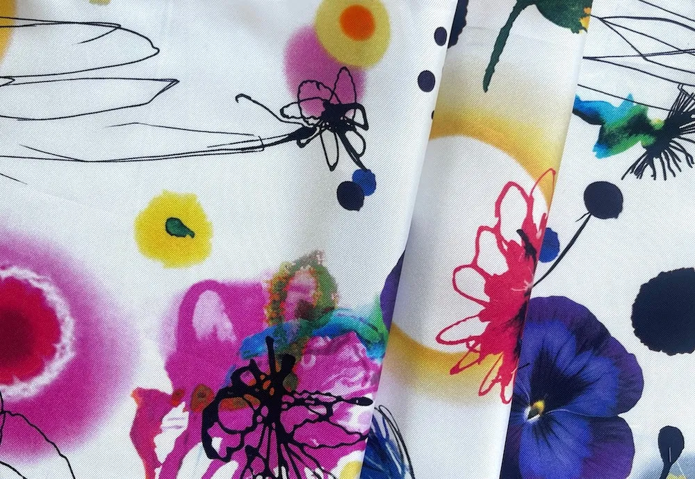 Vibrant Urban Bouquet Silk Twill (Made in Italy)